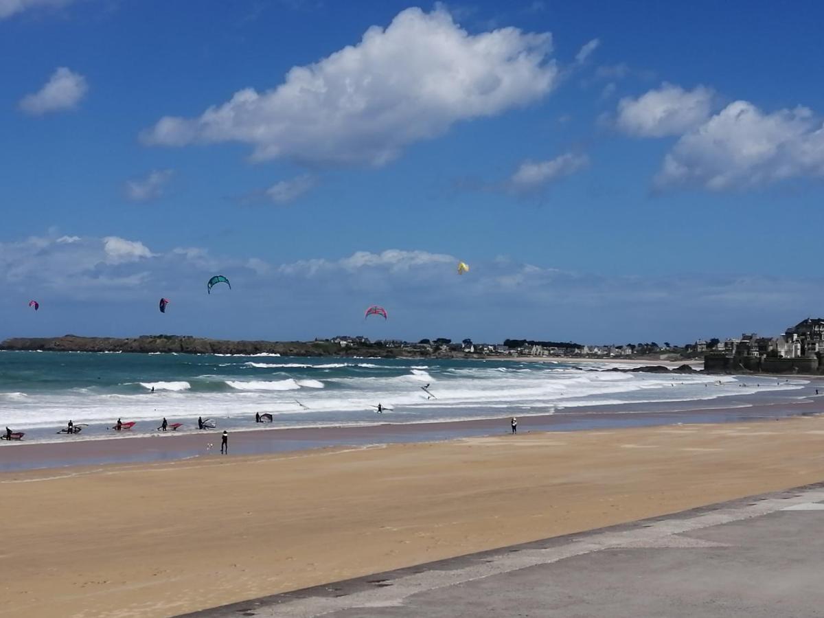 Appartement Saint-Malo 800M De La Plage Екстериор снимка