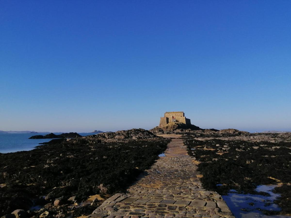 Appartement Saint-Malo 800M De La Plage Екстериор снимка