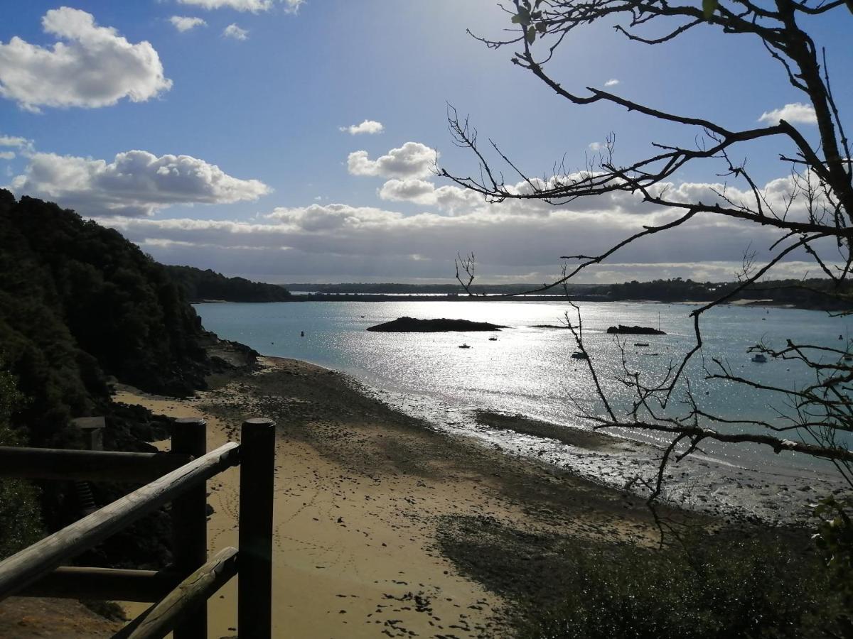 Appartement Saint-Malo 800M De La Plage Екстериор снимка