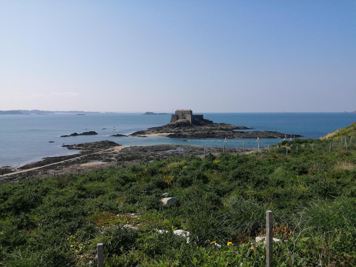 Appartement Saint-Malo 800M De La Plage Екстериор снимка